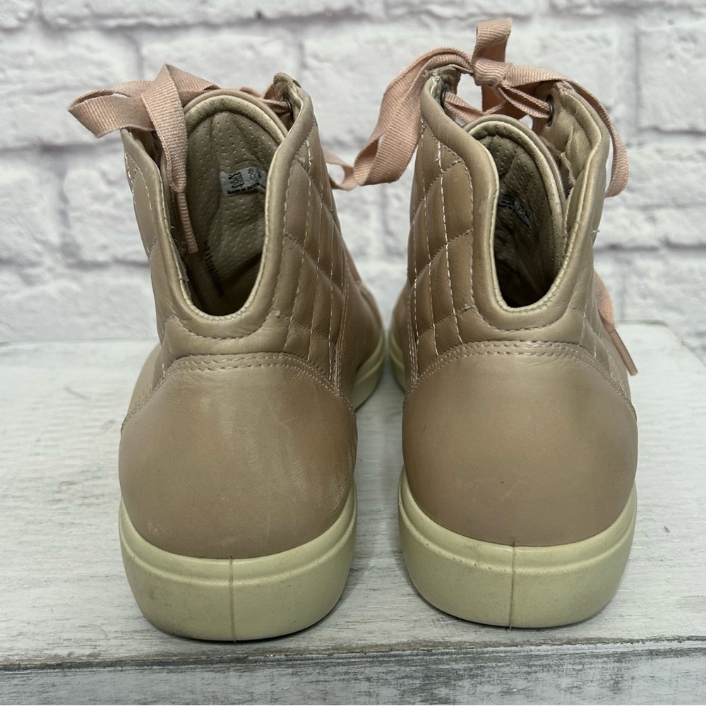ECCO Quilted High Top Fashion Sneaker in Rose Dust - Picture 12 of 16